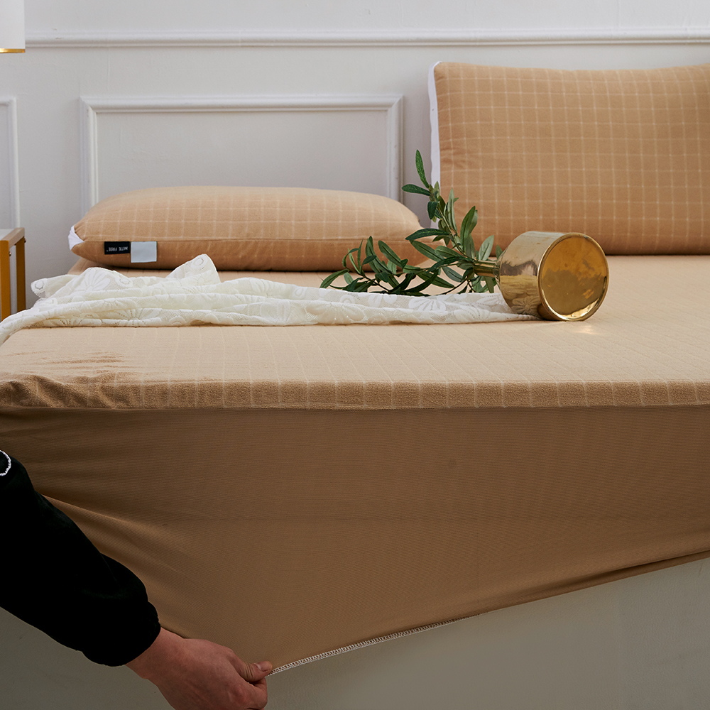 Sample Available Waterproof Mattress Protector with Elastic Skirt Breathable Bed Mattress Cover