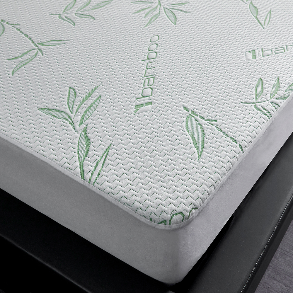 Anti-Bacteria Bamboo Fiber Air Layer Waterproof Cooling Feeling Queen Fitted Style Waterproof Bed Mattress Protector 